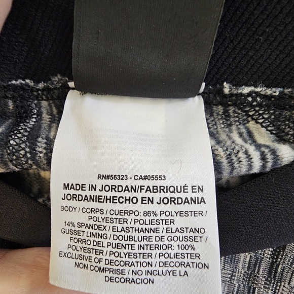 Nike Pro Hyperwarm Leggings Womens Size MEDIUM Gray And Black - Picture 3 of 4